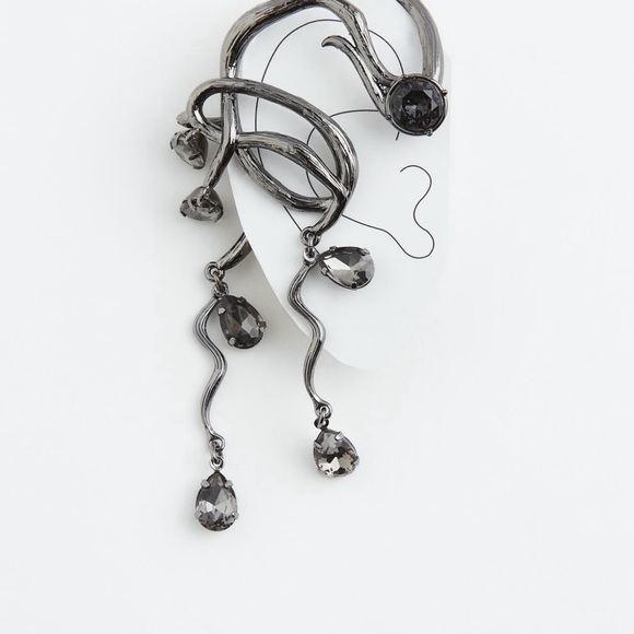 H&M Innovation Design Ear Cuffs - Picture 2 of 3